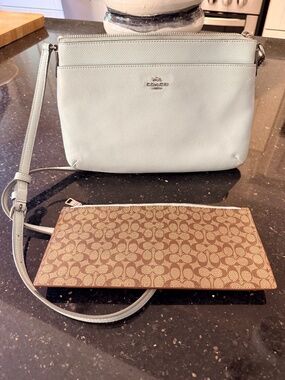 Coach crossbody purse